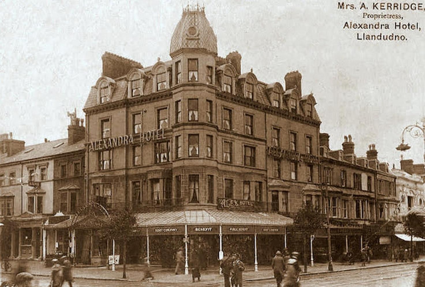 The New Alexandra Hotel Λαντούντνο Εξωτερικό φωτογραφία